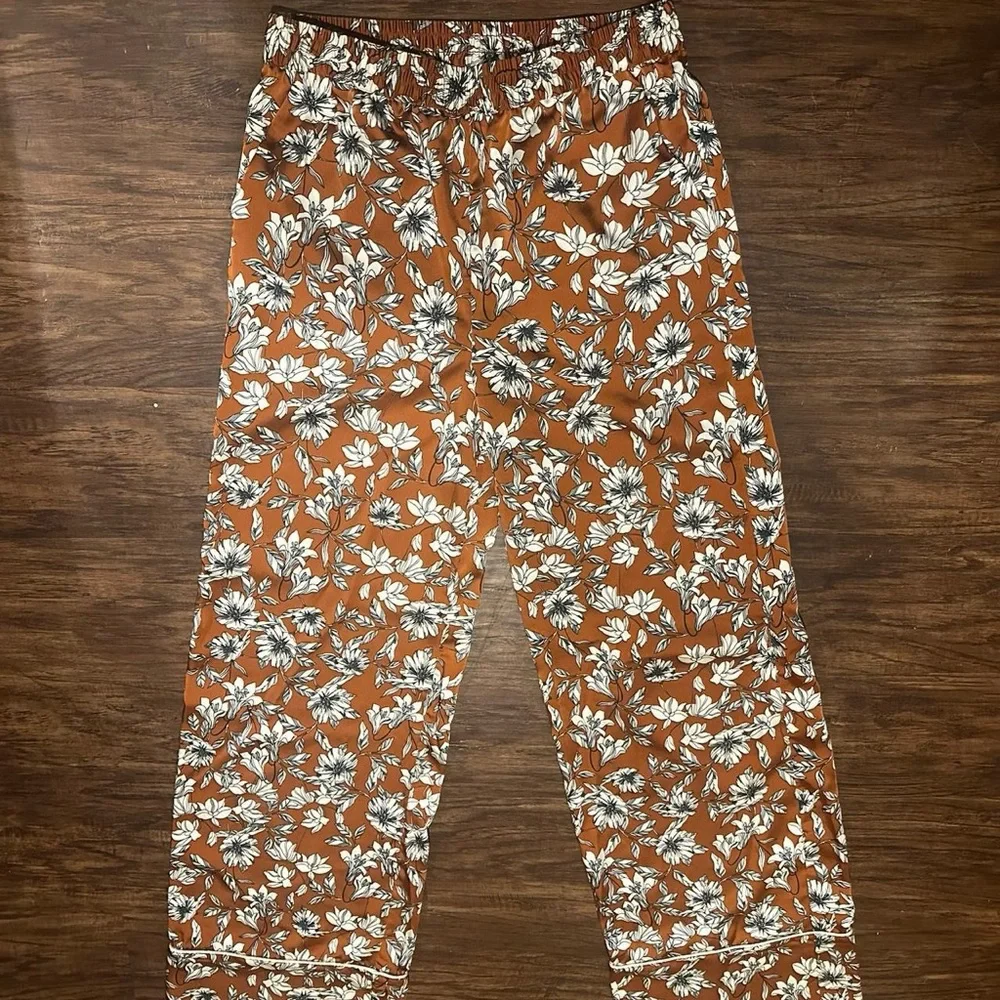 La Linge x Target Floral Print Satin Pants - Picture 2 of 4